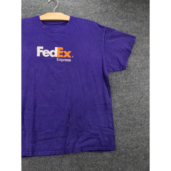 FedEx Federal Express Who We Are T Shirt Size XL Purple Graphic - Picture 7 of 10